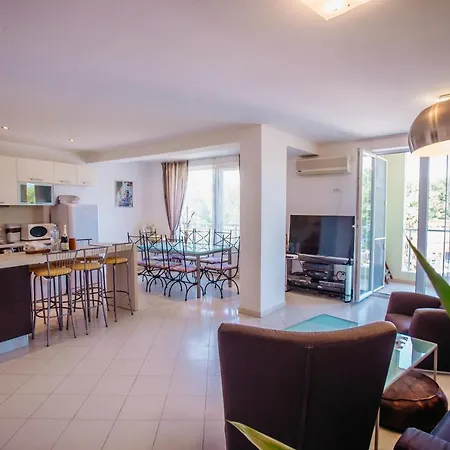 Aparthotel Mng Yassen Sunny Beach