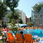 Mng Yassen Aparthotel 4*