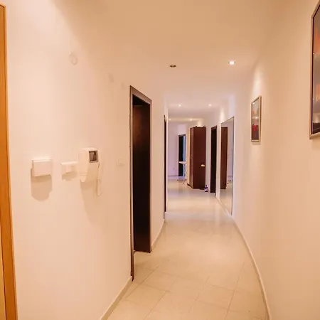 Mng Yassen Apartahotel 4*