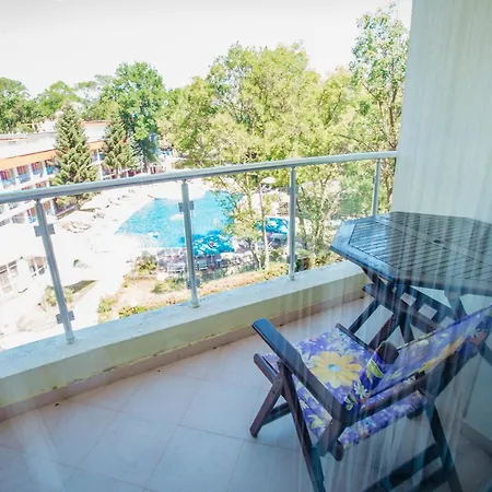 Apartahotel Mng Yassen 4*