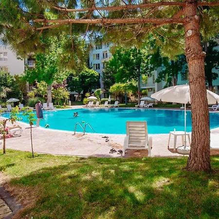 Mng Yassen 4* ساني بيتش