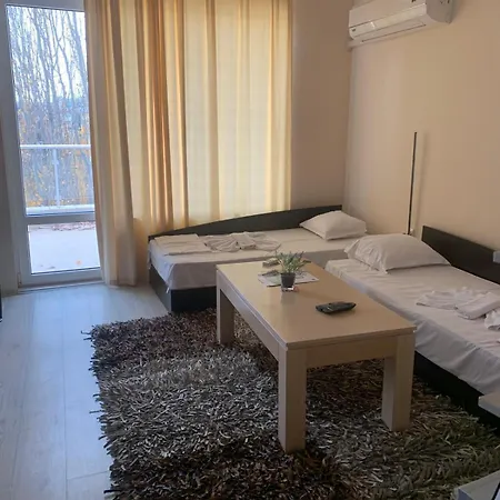 Mng Yassen Aparthotel