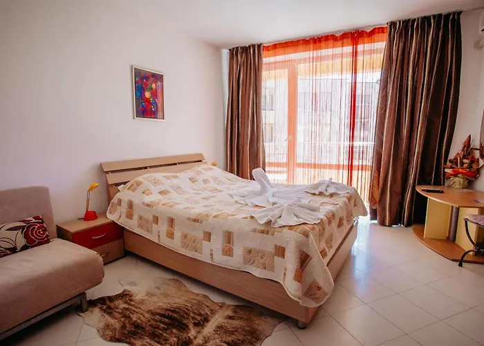 Mng Yassen 公寓式酒店 阳光海滩