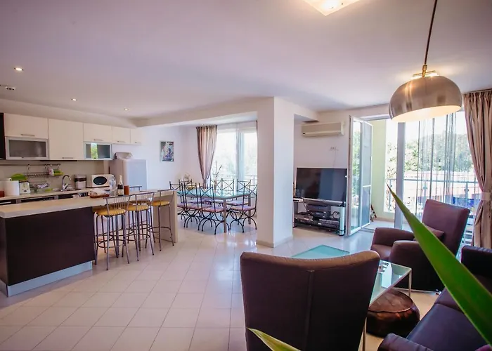 公寓式酒店 Mng Yassen 阳光海滩