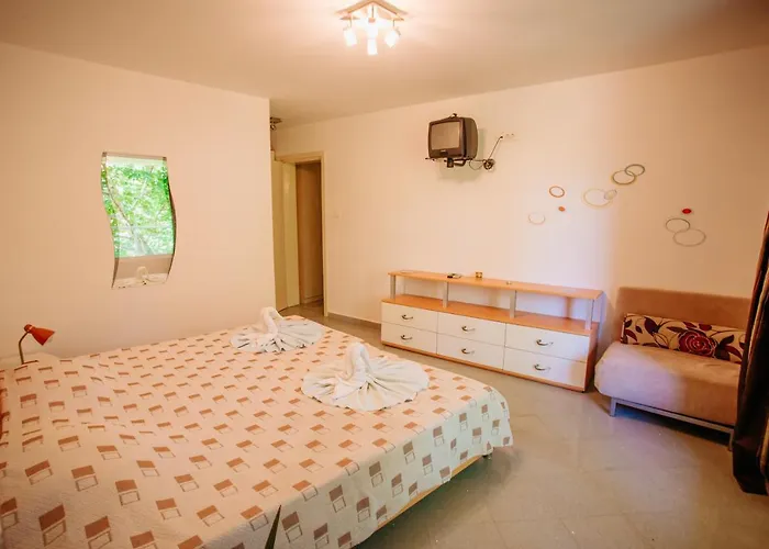 Mng Yassen 公寓式酒店 4*