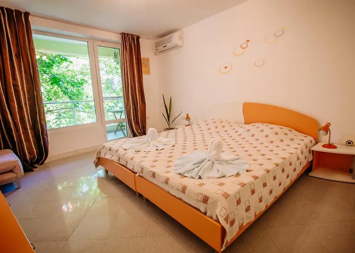 Mng Yassen 阳光海滩