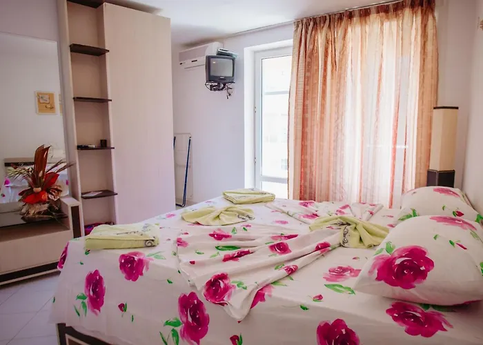 Mng Yassen 公寓式酒店 阳光海滩