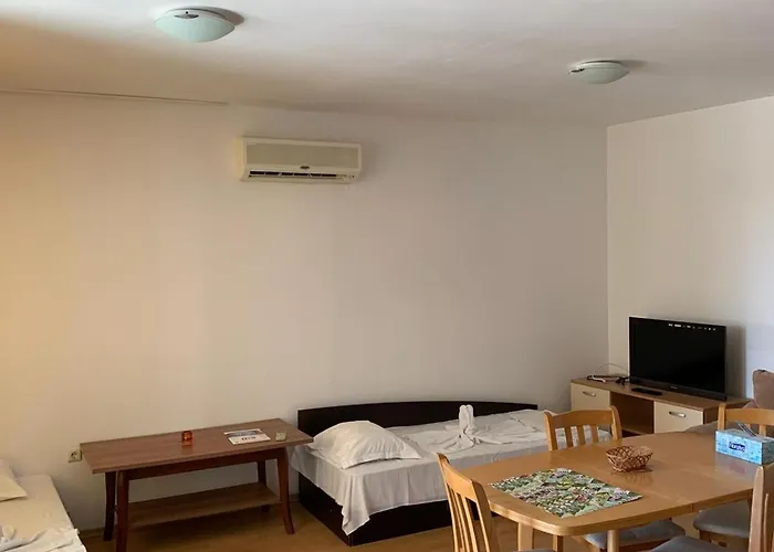 Mng Yassen 公寓式酒店 阳光海滩