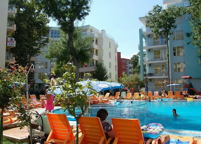 Mng Yassen 公寓式酒店 4*