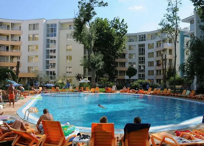 Mng Yassen 公寓式酒店 阳光海滩